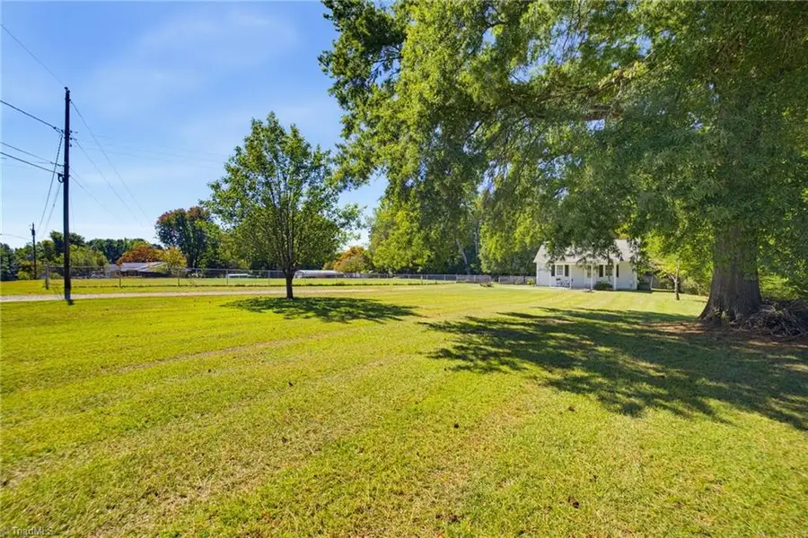 914 Phineas Drive, Kernersville, NC 27284 - #3
