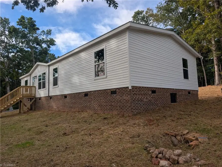 1424 Pineview Road, Randleman, NC 27317 - #2