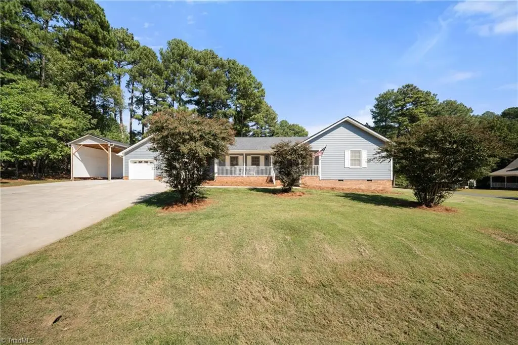 5900 Berwick Court, Lexington, NC 27295 - #1