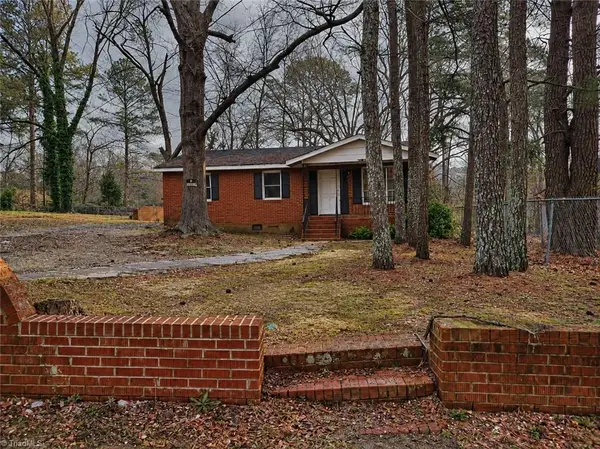 217 S Grove Avenue, Rockingham, NC 28379
