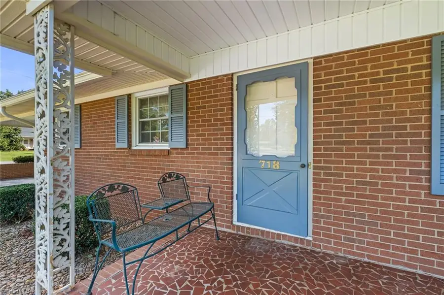 718 Corjon Street, Kernersville, NC 27284 - #3