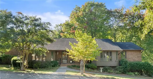 500 Ridgehaven Circle, Winston-Salem, NC 27104