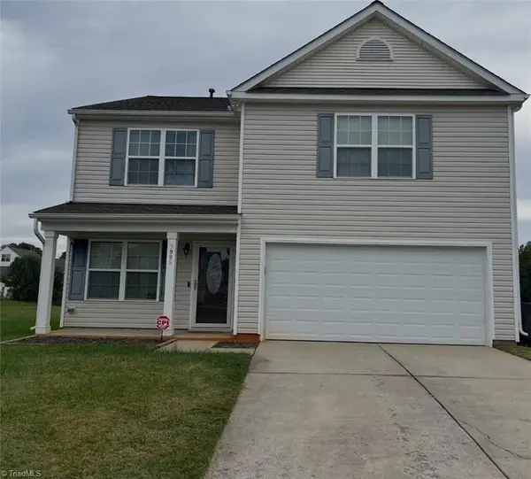 3996 Foliage Drive, Winston-Salem, NC 27101