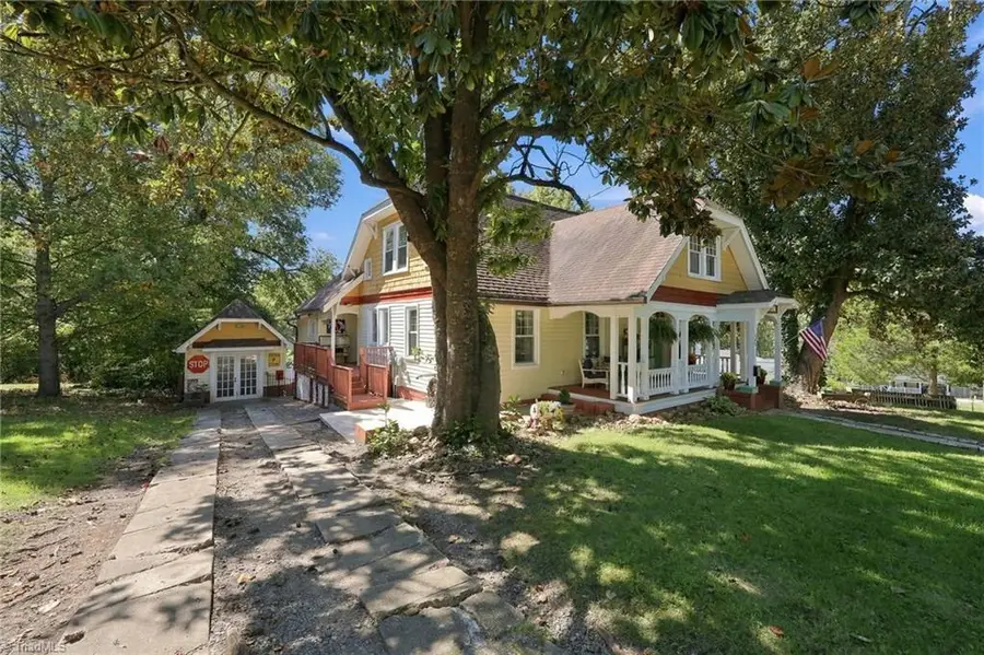 149 Elm Street, Mount Airy, NC 27030 - #3