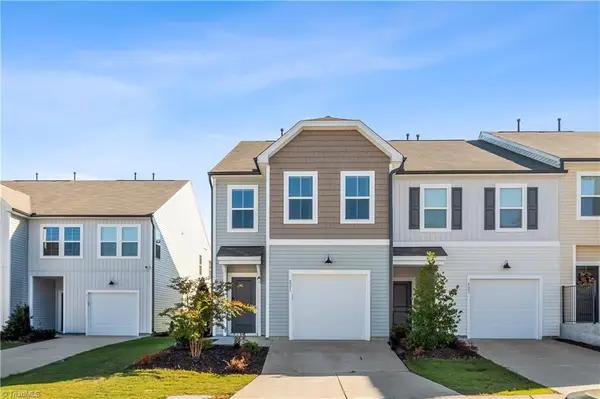 821 Falls Grove Trail, High Point, NC 27265