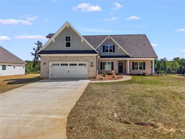 192 Cool Run, Lexington, NC 27292