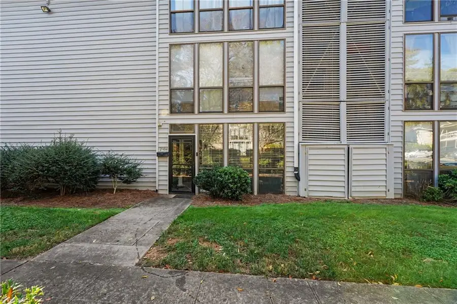 2904 Ramsgate Court, Winston Salem, NC 27106 - #2