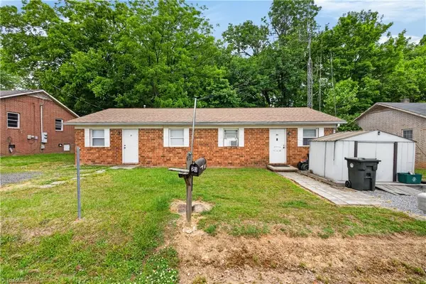 21 Hunter Street, Thomasville, NC 27360
