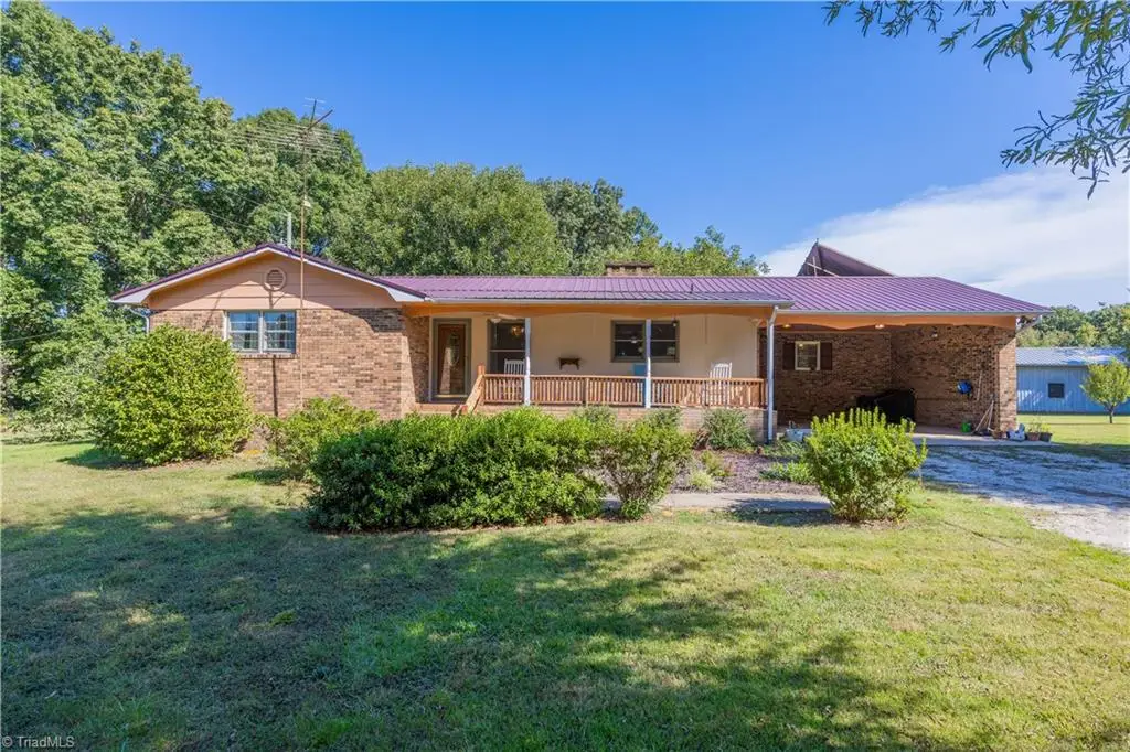 1839 Upper Road, Seagrove, NC 27341 - #1