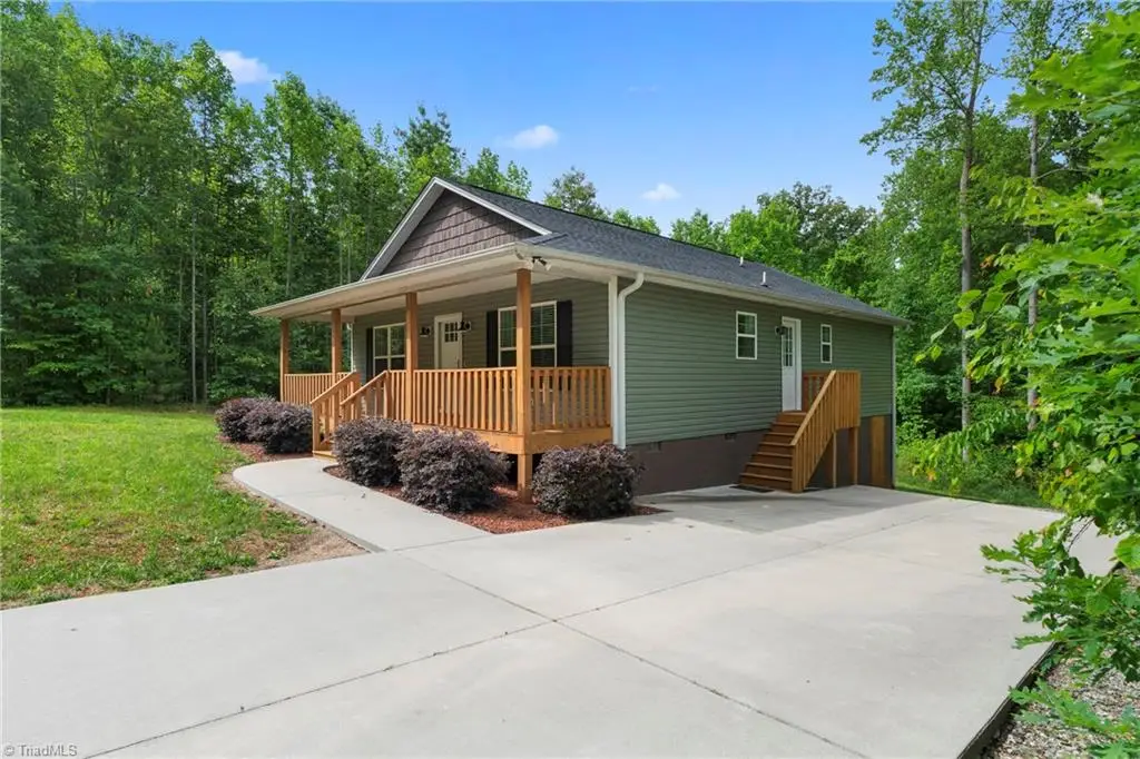 247 Lake Drive 9, Lexington, NC 27292 - #1
