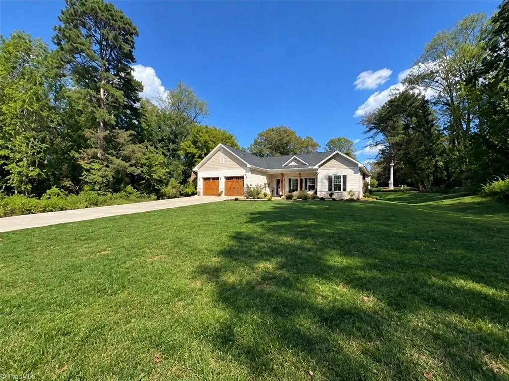 110 N Pineland Avenue, Jonesville, NC 28642 - #1