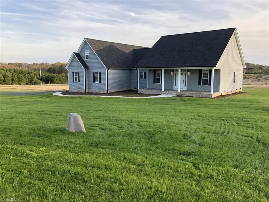 2114 Overlook Drive, Denton, NC 27239 - #2