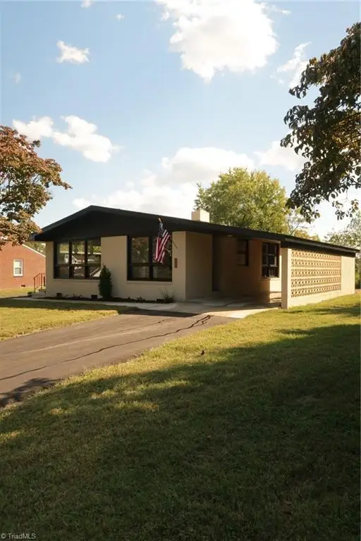 325 Bluemont Road, Mount Airy, NC 27030 - #1