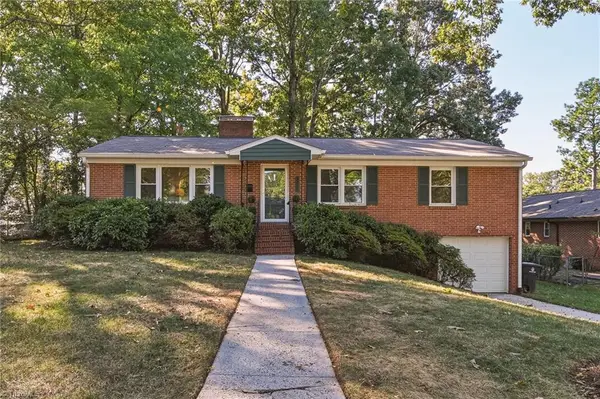 2716 Patricia Lane, Winston-Salem, NC 27103
