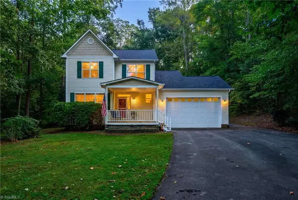 2026 Thoroughbred Drive, Hillsborough, NC 27278