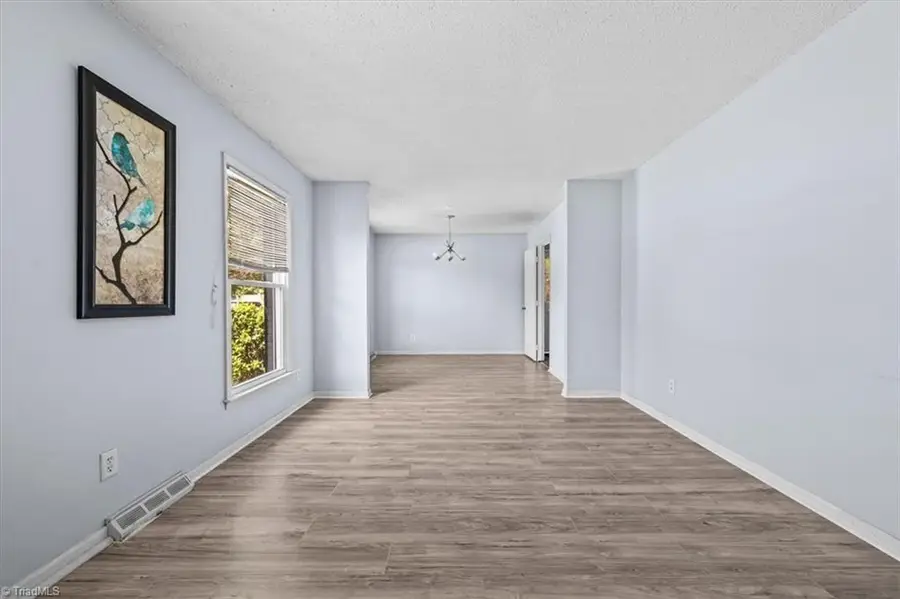 2507 Dumfries Road, Greensboro, NC 27407 - #2