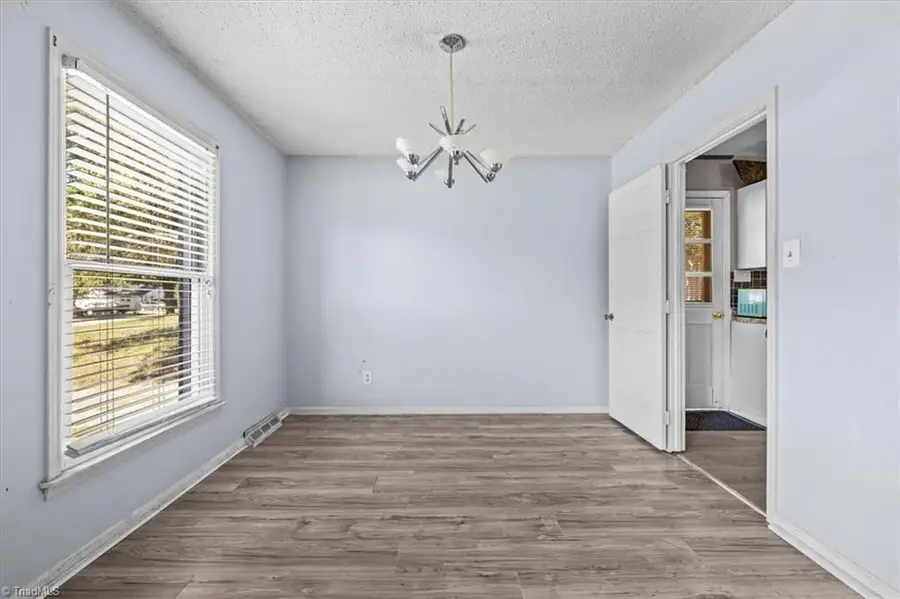 2507 Dumfries Road, Greensboro, NC 27407 - #3