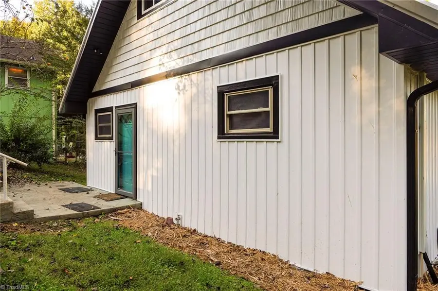 177 Lake Drive 2, Lexington, NC 27292 - #3