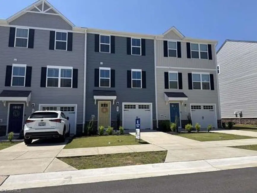 416 Emerald Shire Way, Zebulon, NC 27597 - #1