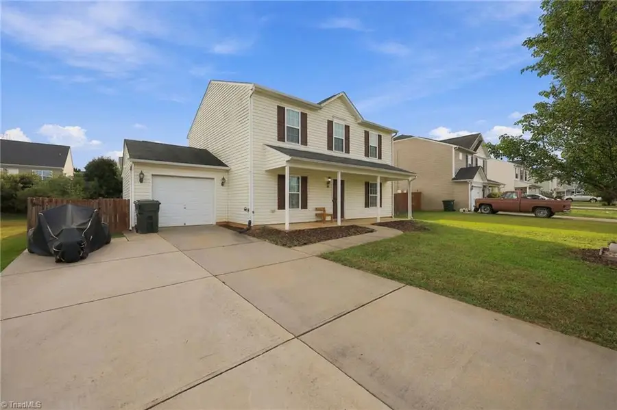 114 Florida Drive, Thomasville, NC 27360 - #3