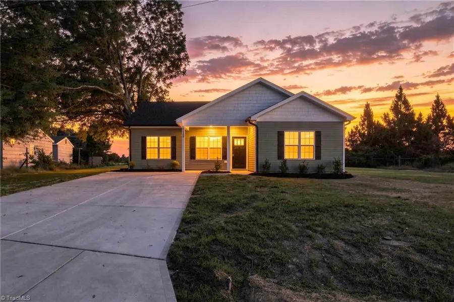 713 Summey Avenue, High Point, NC 27263 - #2