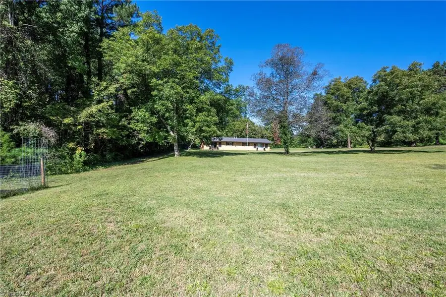 490 Pinecroft Boulevard, Lexington, NC 27295 - #2