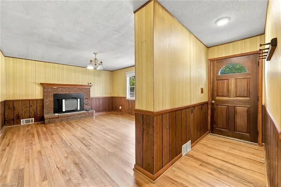 741 Kennedy Road, Thomasville, NC 27360 - #2