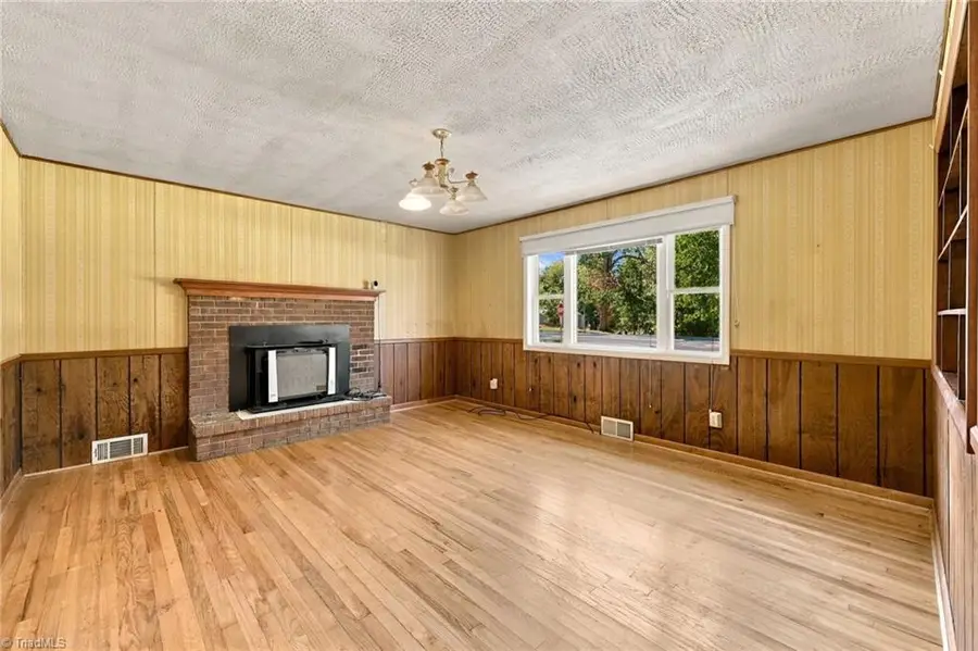 741 Kennedy Road, Thomasville, NC 27360 - #3