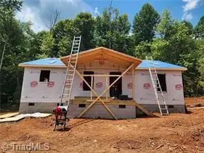 2944 Little Creek Drive, Thomasville, NC 27360