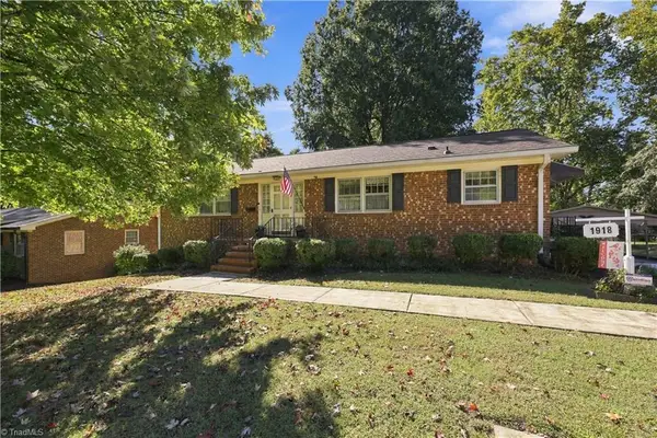 1918 Front Street W, Burlington, NC 27215