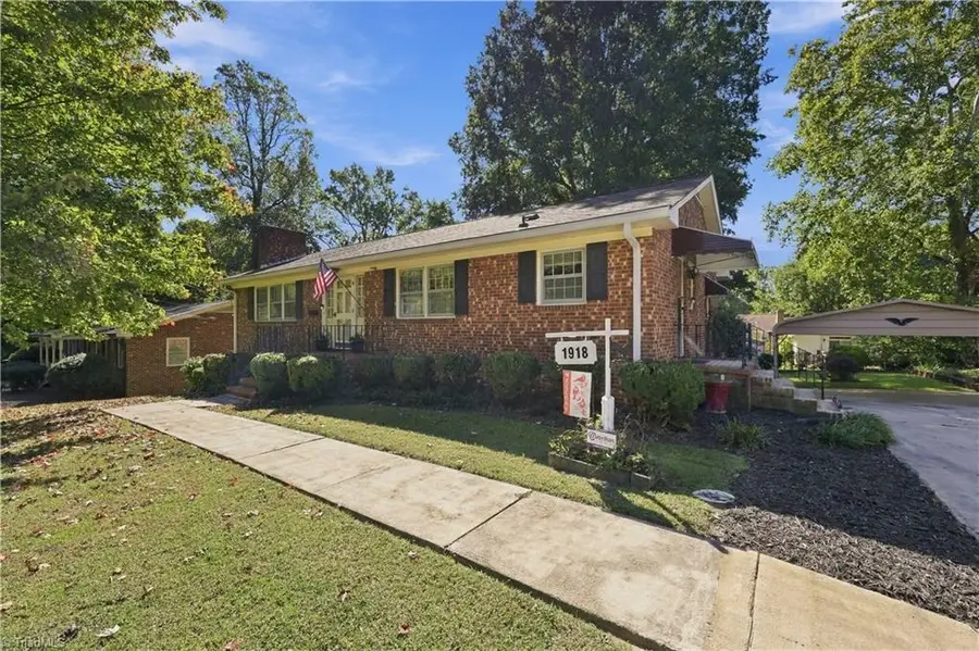 1918 Front Street W, Burlington, NC 27215 - #2