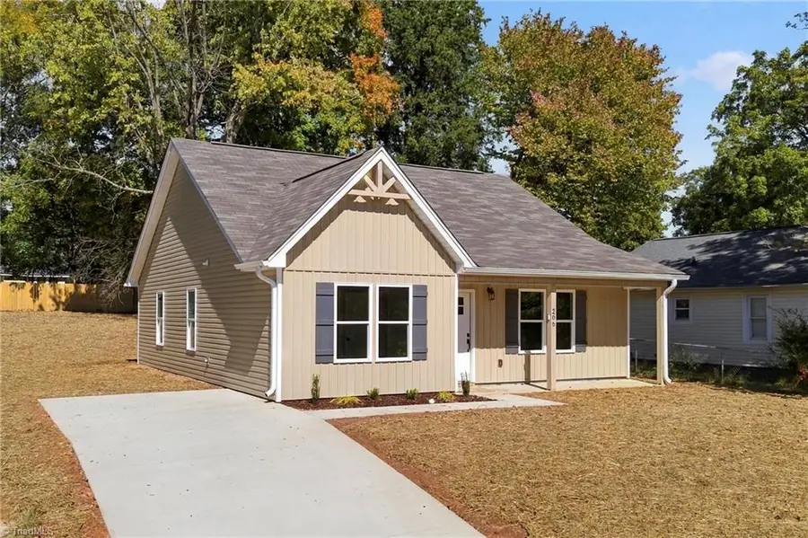 206 Ridgecrest Street, Thomasville, NC 27360 - #2