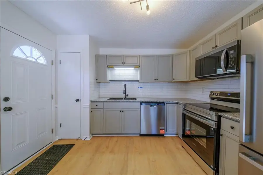 1674 Village Place, Winston Salem, NC 27127 - #3