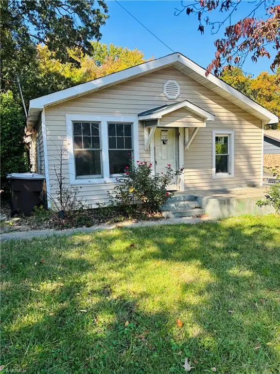 3106 Four Seasons Boulevard, Greensboro, NC 27406