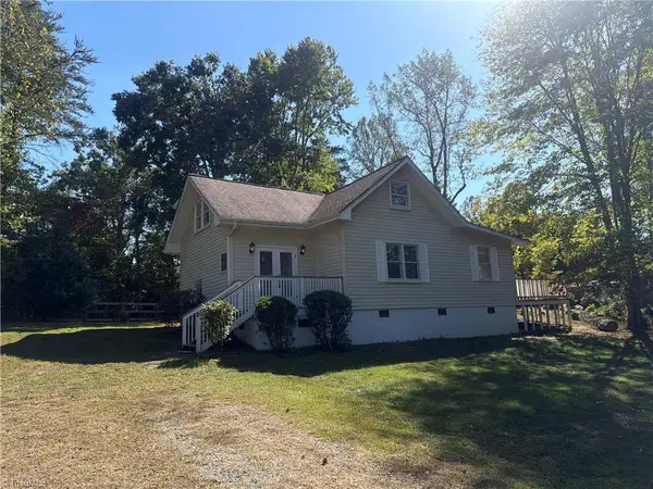 8912 Blue Hill Drive, Belews Creek, NC 27009