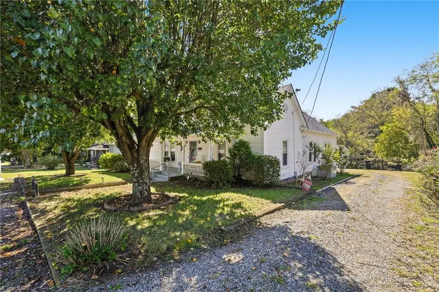 537 Washburn Avenue, Eden, NC 27288 - #3