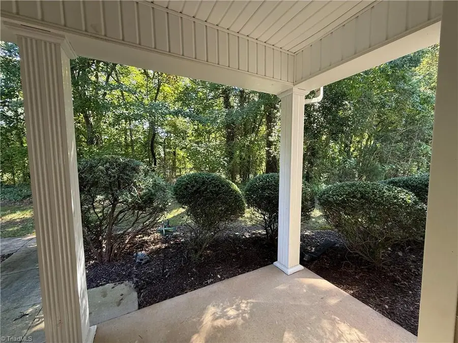 3107 Mcconnell Drive, Kernersville, NC 27284 - #3