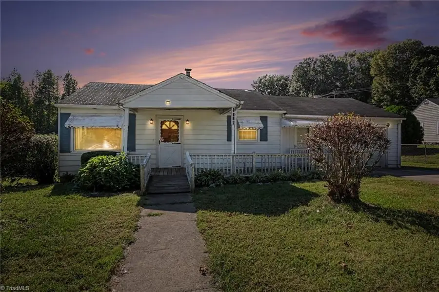 4926 Nc Highway 89 E, Walnut Cove, NC 27052 - #3
