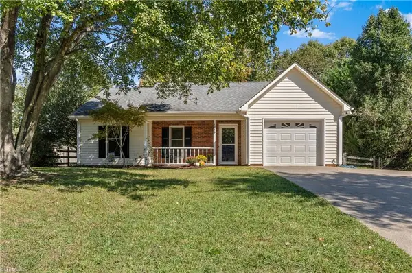 1759 Harper Spring Drive, Clemmons, NC 27012