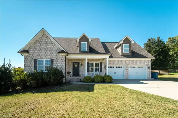 127 Elberon Court, Mocksville, NC 27028