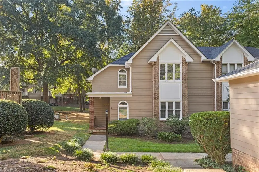 4564 Fernhaven Circle, Winston Salem, NC 27104 - #3