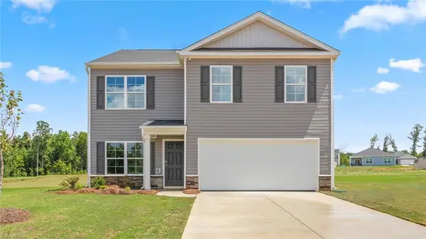 204 Sugar Pine Street, Thomasville, NC 27360