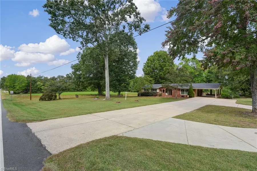 1081 Nc Highway 87, Reidsville, NC 27320 - #2