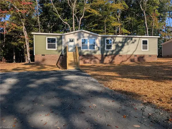 1322 Pineview Road, Randleman, NC 27317