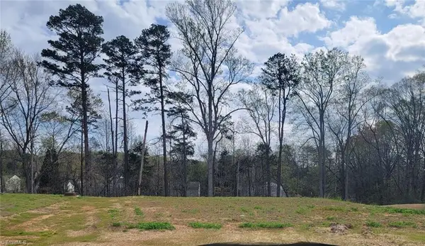 3459 Robindale Drive, Winston-Salem, NC 27107