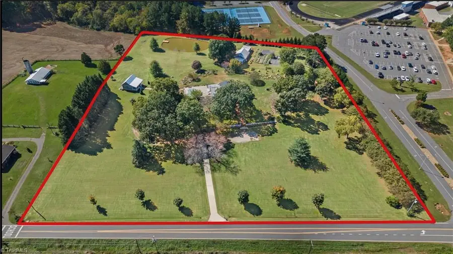 3453 Plateau Road, Newton, NC 28658 - #3