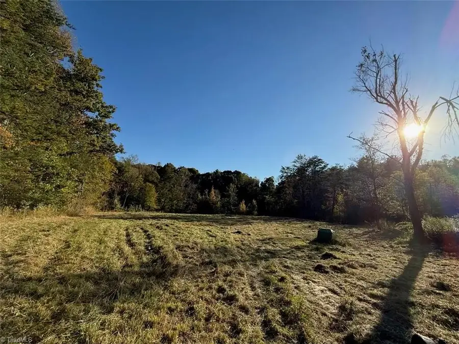 2211 High Rock Road, Boomer, NC 28606 - #2