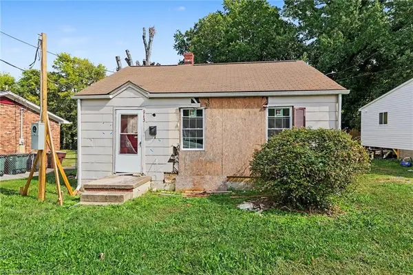 913 S English Street, Greensboro, NC 27401