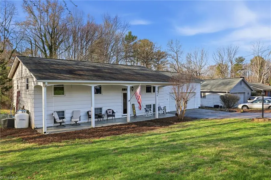 524 Mark Lane, North Wilkesboro, NC 28659 - #3