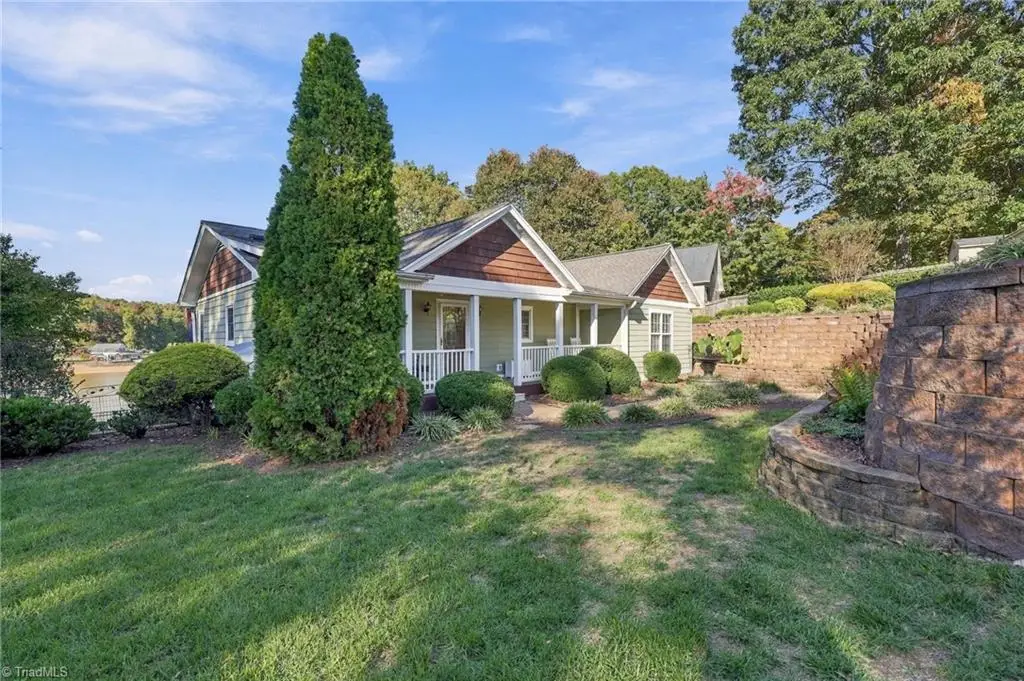1332 Lake Drive 9, Lexington, NC 27292 - #1